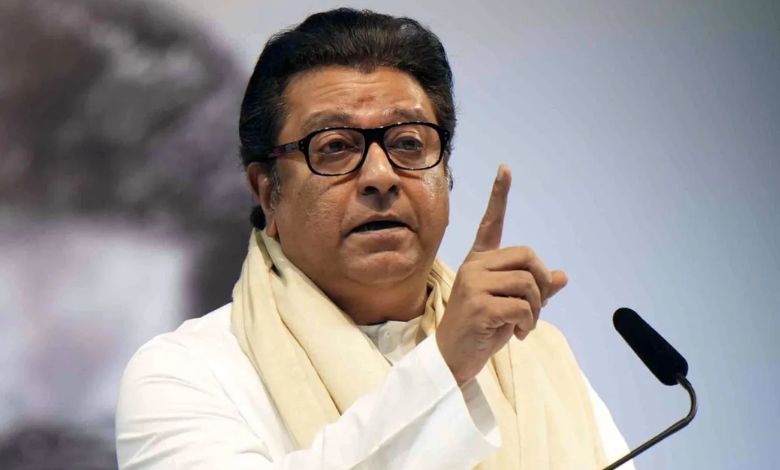 सत्तेतले रेडे ज्ञानेशाकडून वेद वदवतायत! राज ठाकरेंचा ज्ञानेश कुमारांवर घणाघात