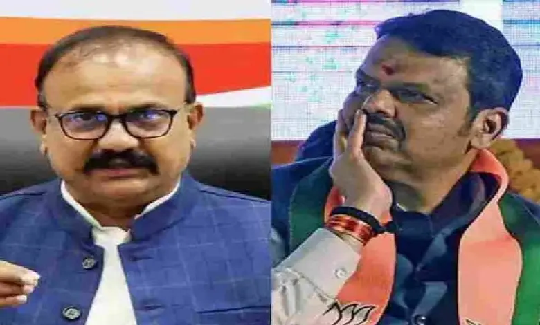 देवेंद्र फडणवीस यांच्यावर टीका करताना काँग्रेस नेते हर्षवर्धन सपकाळ.