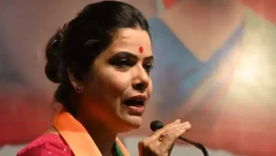 मुंबई शहराला प्लास्टिक व पीव्हीसी फ्लेक्समुक्त करण्यासाठी महापौर रितू तावडे यांनी एक महत्त्वपूर्ण पाऊल उचलले आहे.