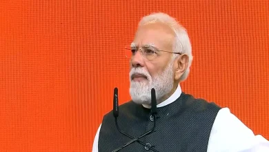 सार्वजनिक आणि प्रशासकीय प्रवासाला २५ वर्षे पूर्ण झाल्यानिमित्त दिल्लीत भाषणादरम्यान संवाद साधताना पंतप्रधान नरेंद्र मोदी
