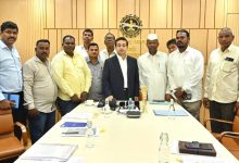 रायगडमधील आरवी आणि दिवेआगर बीचच्या सौंदर्यीकरण व पर्यटन विकासाच्या अनुषंगाने मंत्रालयात पार पडलेली उच्चस्तरीय आढावा बैठक.