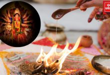 घटस्थापने दरम्यान होम मंदिरातील सजवलेला कलश आणि देवी दुर्गेची पूजा.