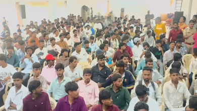 टिळक भवन मुंबई येथे आदिवासी विद्यार्थ्यांच्या